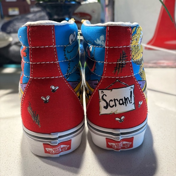 Vans Sesame Street Sk8 Hi Oscar's Taxi Service Sneakers women 7.5 men 6 38 NWT - Picture 6 of 7
